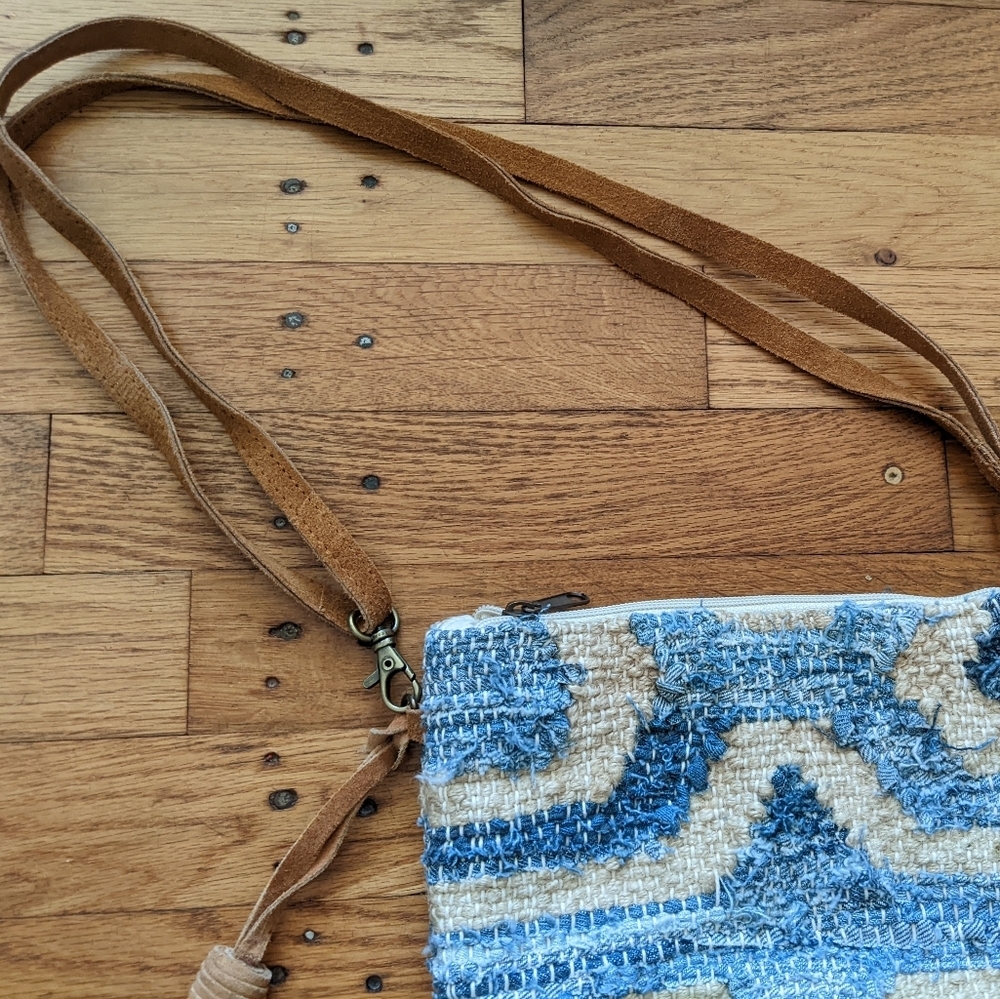 Crosstree Lane Upcycled Denim W/Leather Straps Purse/Bag - Picture 5 of 8